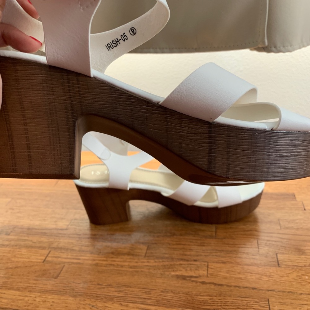 White 70s clogs *Never Worn*